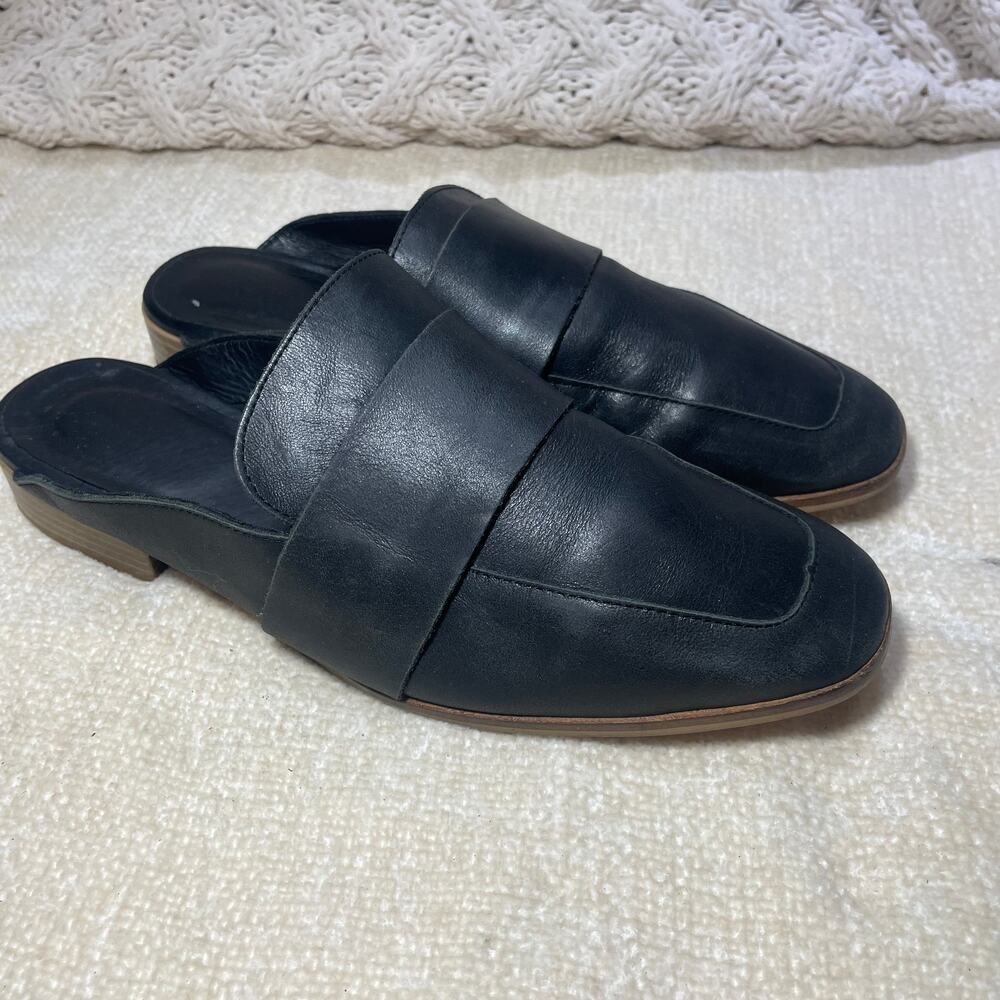 Free People Woman At Ease Black Leather Loafer Mule Shoes Size 38.5/USA 8.5 - Picture 2 of 11
